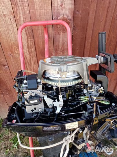 Продам двухтактный лодочный мотор Tohatsu 30