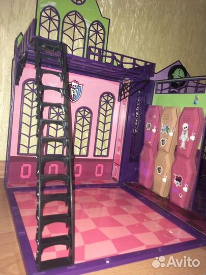 Дом для кукол Monster High