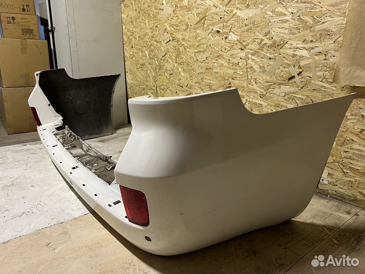 Задний бампер на land cruiser 200