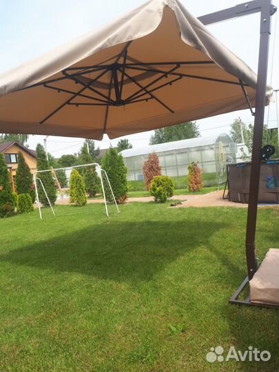 Зонт на боковой опоре 4х129