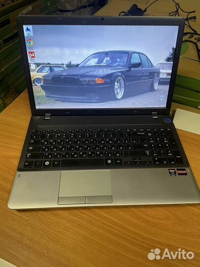 Ноутбук Samsung np300v5a/ amd a6 2ядра/4гб озу
