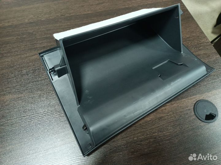 Бардачок Мицубиси Аутлендер 3