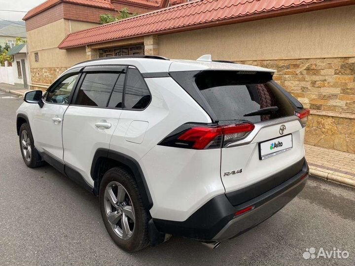 Toyota RAV4 2.0 CVT, 2021, 27 000 км