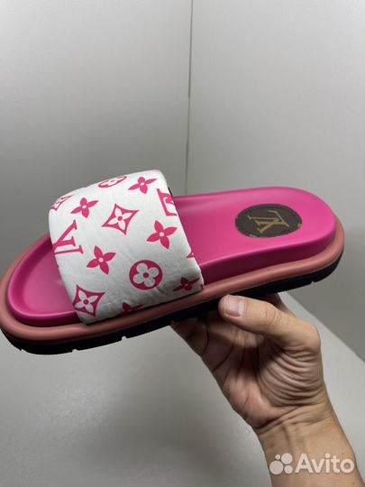 Сланцы louis vuitton
