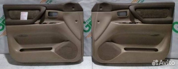 Обшивка дверей Toyota Land Cruiser UZJ100