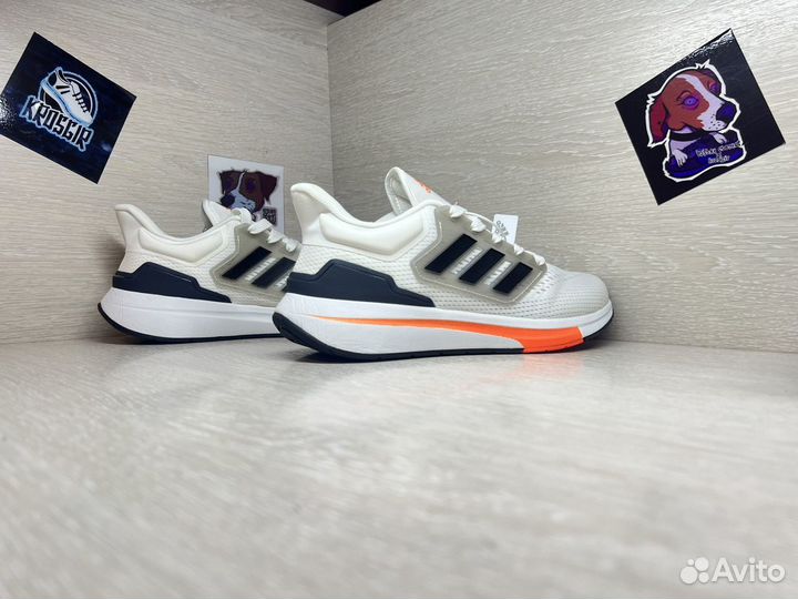 Беговые кроссовки adidas pureboost