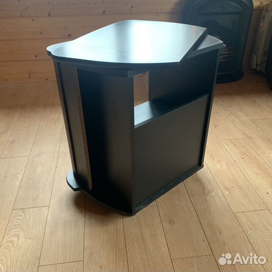 Тумба под телевизор