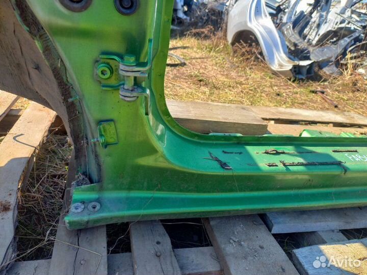 Порог левый Skoda Fabia CFN 2011