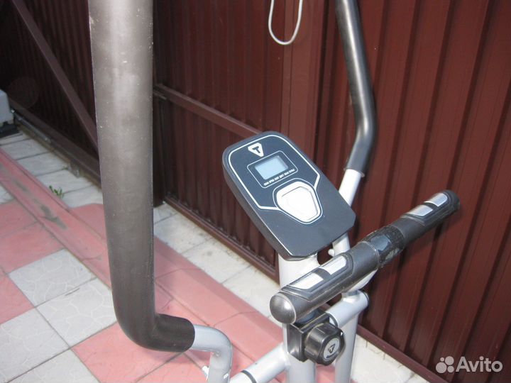 Эллиптический тренажер Torneo Vento C-218