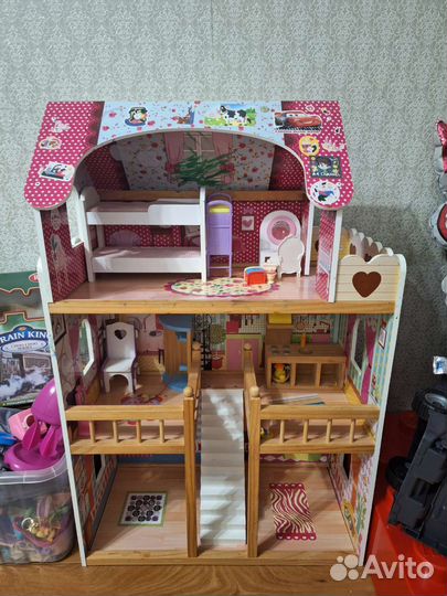 Домик кукольный