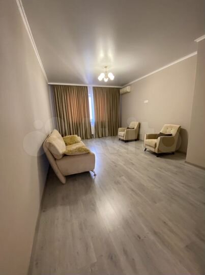 4-к. квартира, 120 м², 9/18 эт.