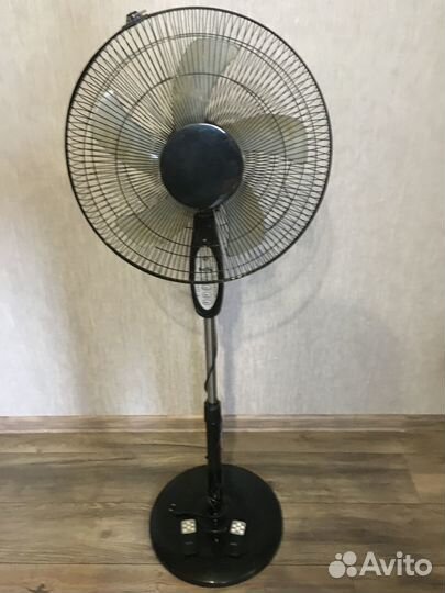 Вентилятор напольный с пультом