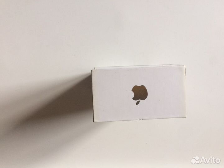 Коробка от iPhone 5s оригинальная