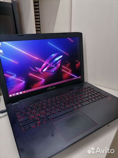 Asus rog i7 6700HQ/12 gb/GTX 960/SSD