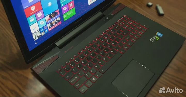 Lenovo Y70 Touch