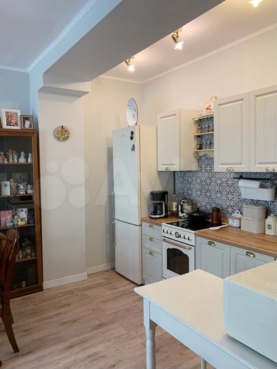 3-к. квартира, 61 м², 2/4 эт.