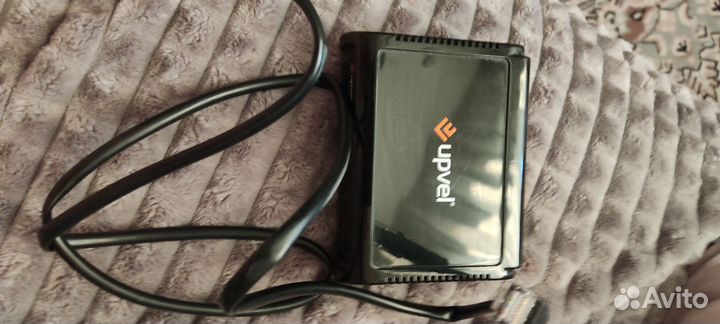 Коммутатор upvel us-5f и шнур