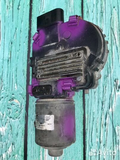 Моторчик стеклоочистителя touareg