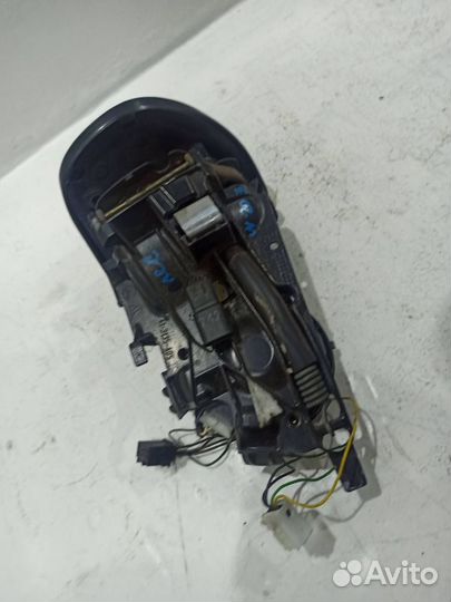 Зеркало левое