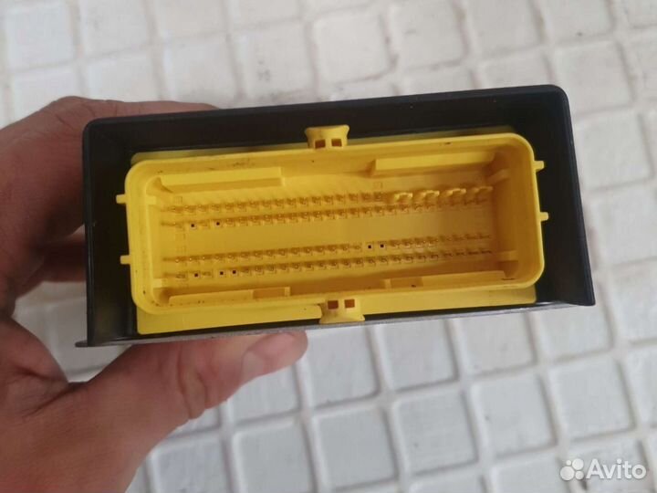 Блок управления airbag srs audi a8 d4 4h