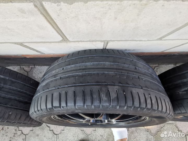 Колеса,диски литые с резиной,R17 225/50 