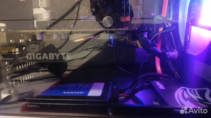 Игровой компьютер с монитором