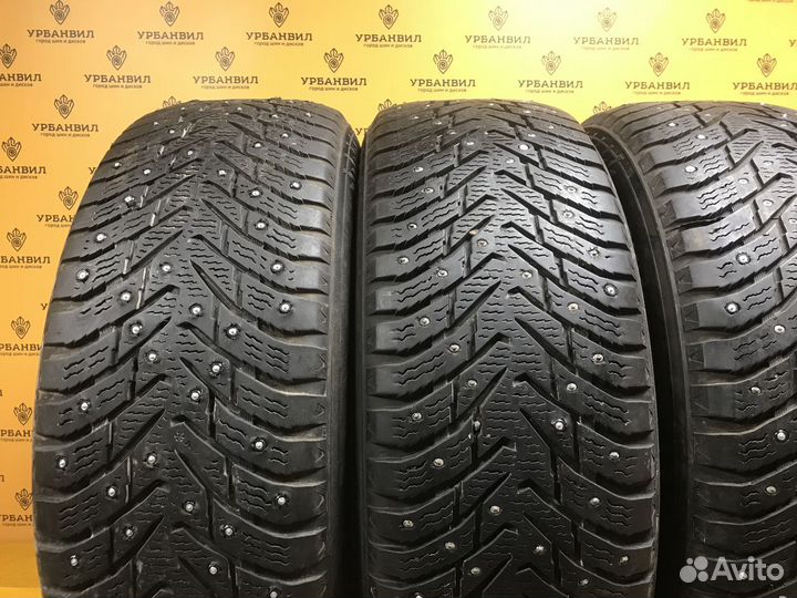 Nokian Tyres Hakkapeliitta 8 SUV 235/65 R17 108T