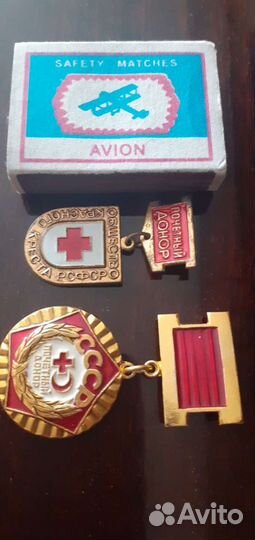 Значки 2шт