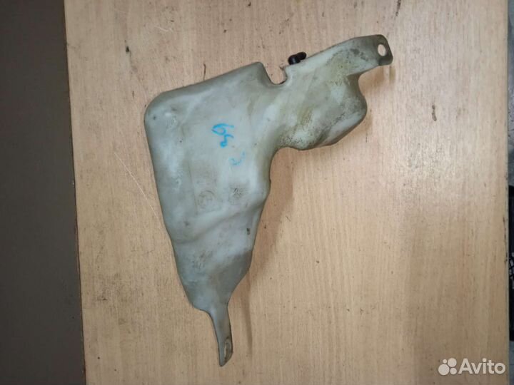 Бачок интенсивной очистки стекла BMW 5 E39 бмв 5