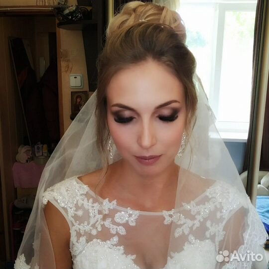 Макияж и прическа