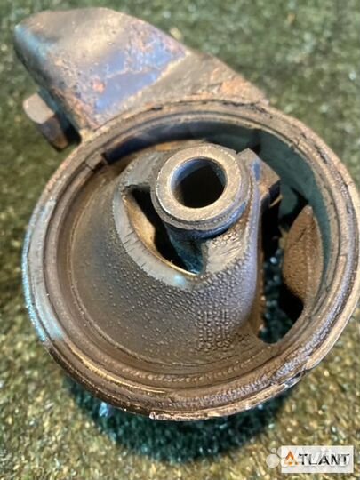 Подушка двигателя передний левый honda life