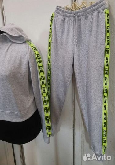 Спортивный костюм 