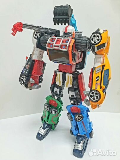 Робот Тобот