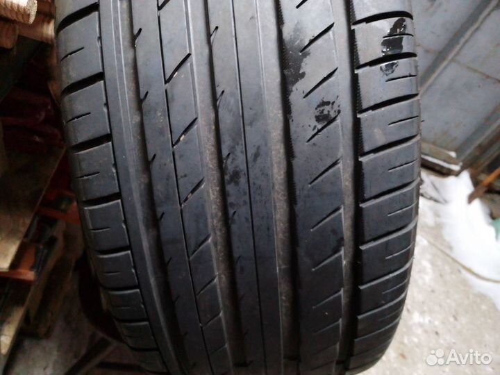 Cachland CH-861 245/40 R18 97W