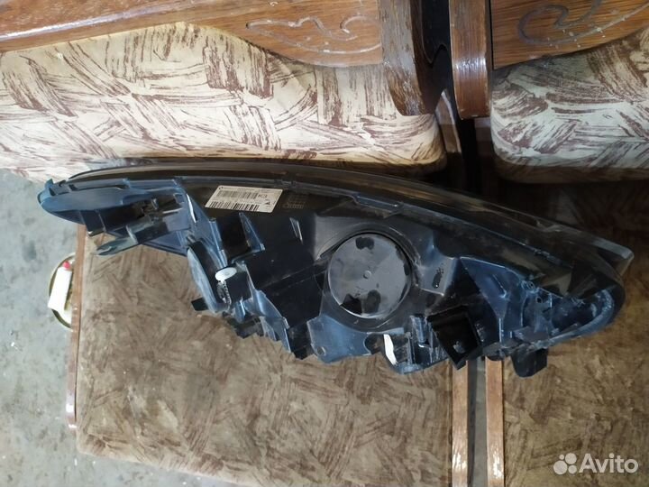 Renault kaptur фара левая галоген