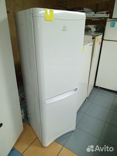 Холодильник indesit NO frost