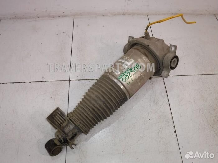 Пневмоамортизатор задний правый