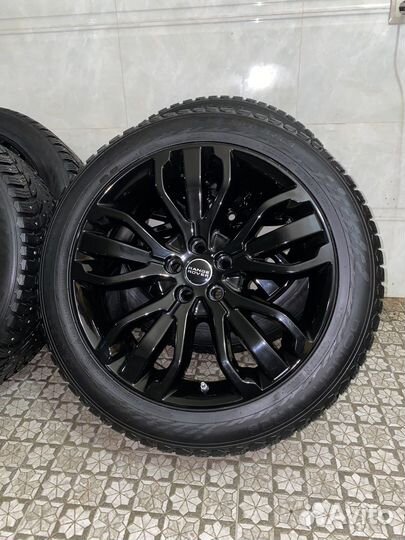 Оригинальные шипованные колёса Range Rover R21