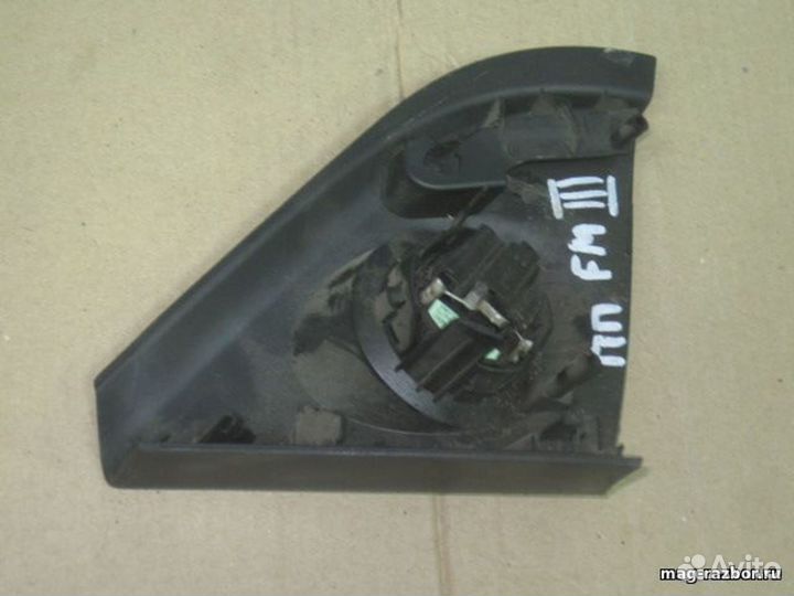 Уголок обшивки двери Ford Mondeo, IV правый