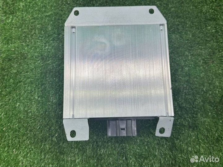 Усилитель звука Audi A4 B7 4499