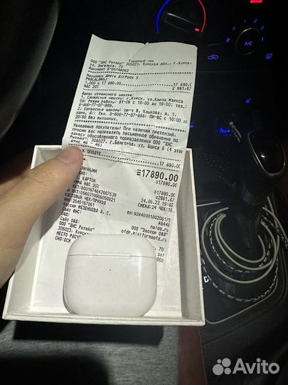 Оригинальный наушник все функции работает