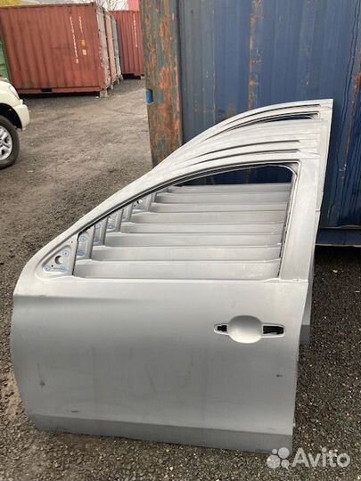 Дверь передняя левая Mitsubishi Pajero Sport 3