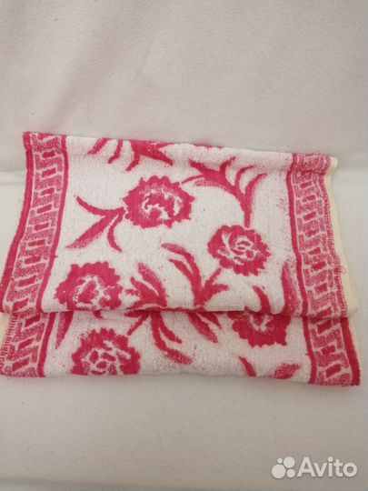 Махровые полотенца новые