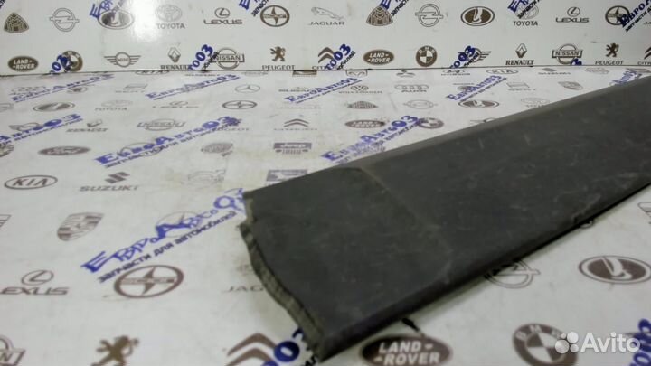 Молдинг задней левой двери Ford Fusion 2002-2012