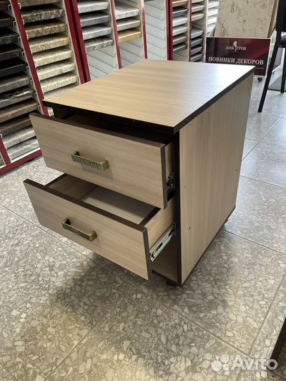 Стойка ресепшен бу