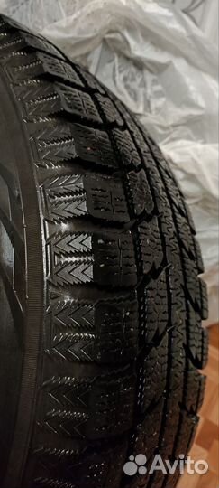 Toyo Observe GSi-5 225/60 R17 99T