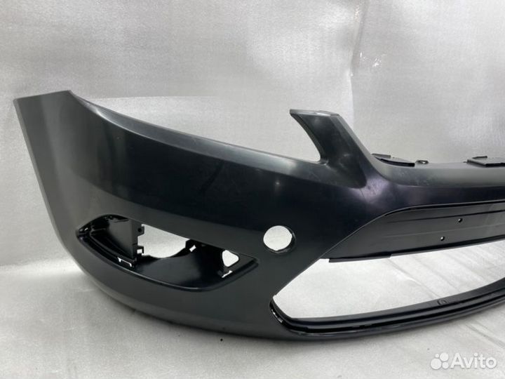 Бампер передний Ford Focus 2 2008-2011