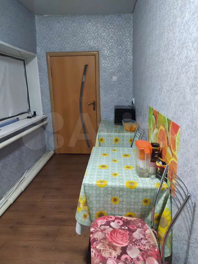 Комната 15 м² в 3-к., 1/1 эт.