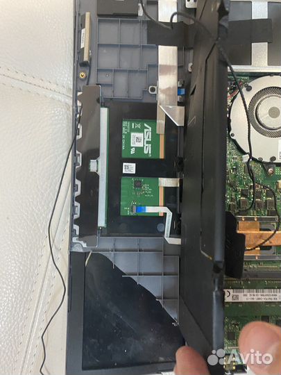 Ноутбук на запчасти