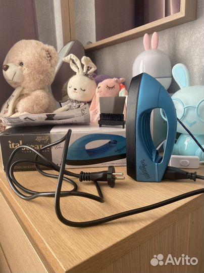 Утюг с пароувлажнением бытовой Италстим